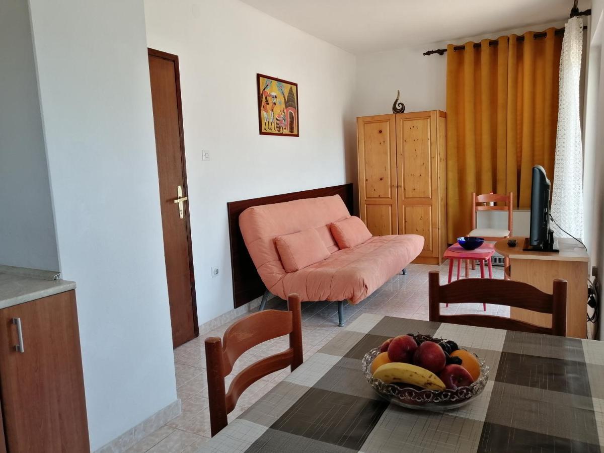 Lovely Apartment With Big Terrace In Budva Luaran gambar