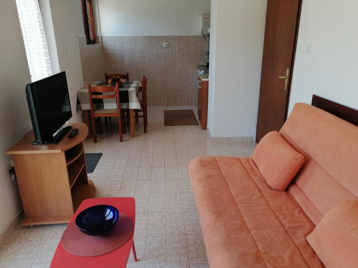 Lovely Apartment With Big Terrace In Budva Luaran gambar